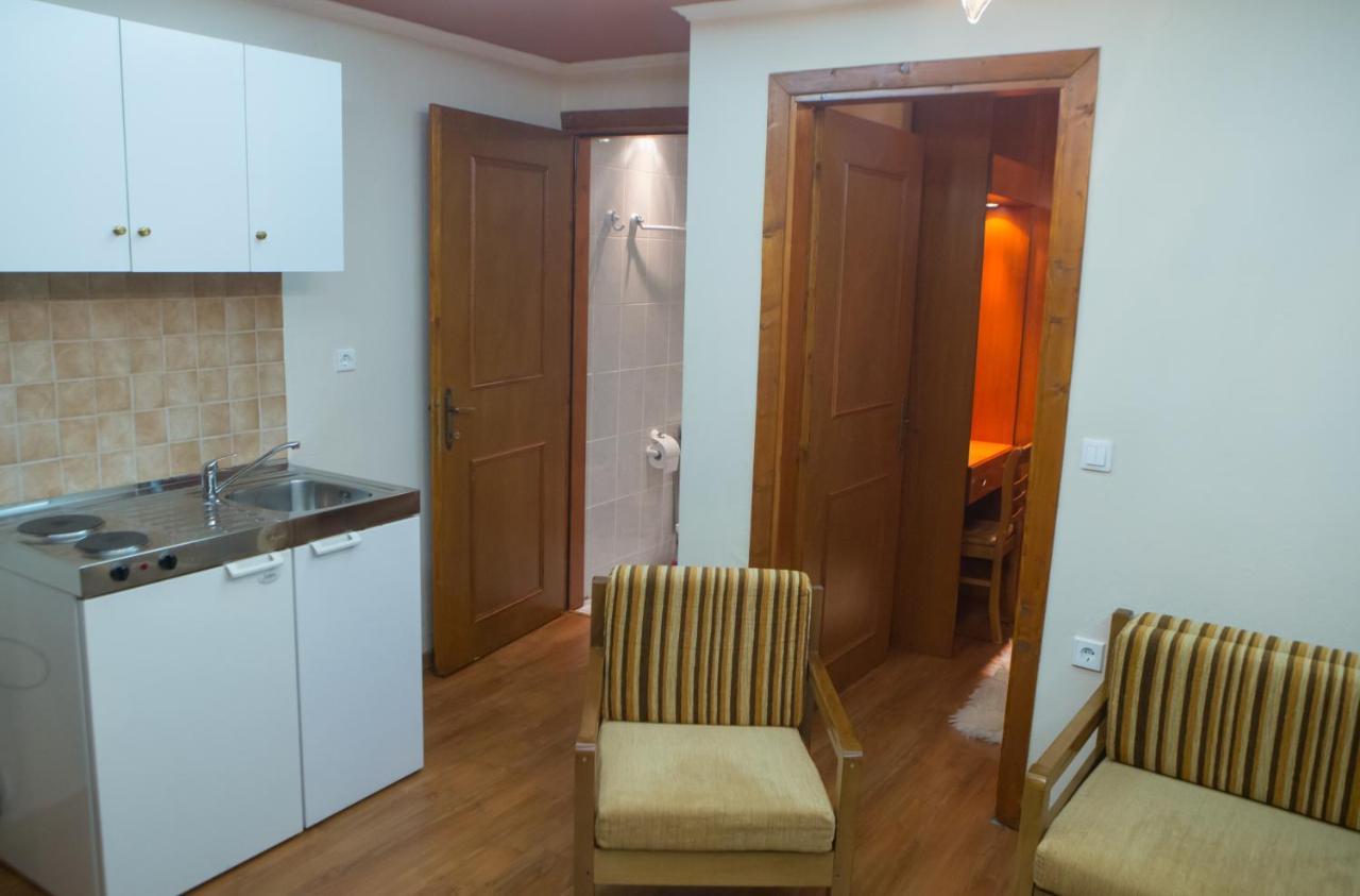 Hotel Exohiko Agios Athanasios (Pella)